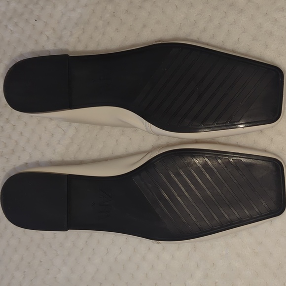 Zara Cream Mary Jane Flats - Picture 4 of 7